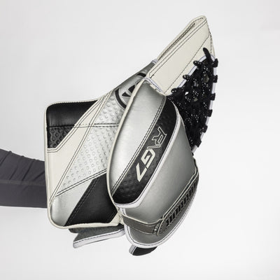 Warrior RTL G7 Pro Stock Intermediate Goalie Catcher - LA Kings - TheHockeyShop.com