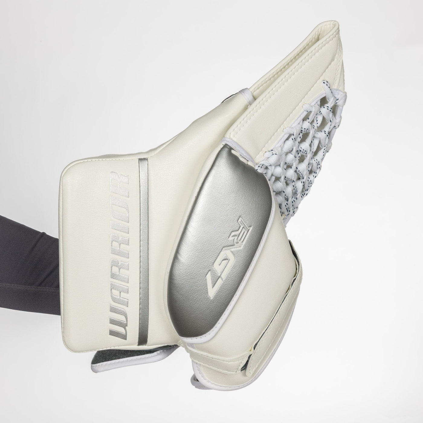 Warrior RTL G7 Pro Stock Senior Goalie Catcher - Classic White / Silver - TheHockeyShop.com