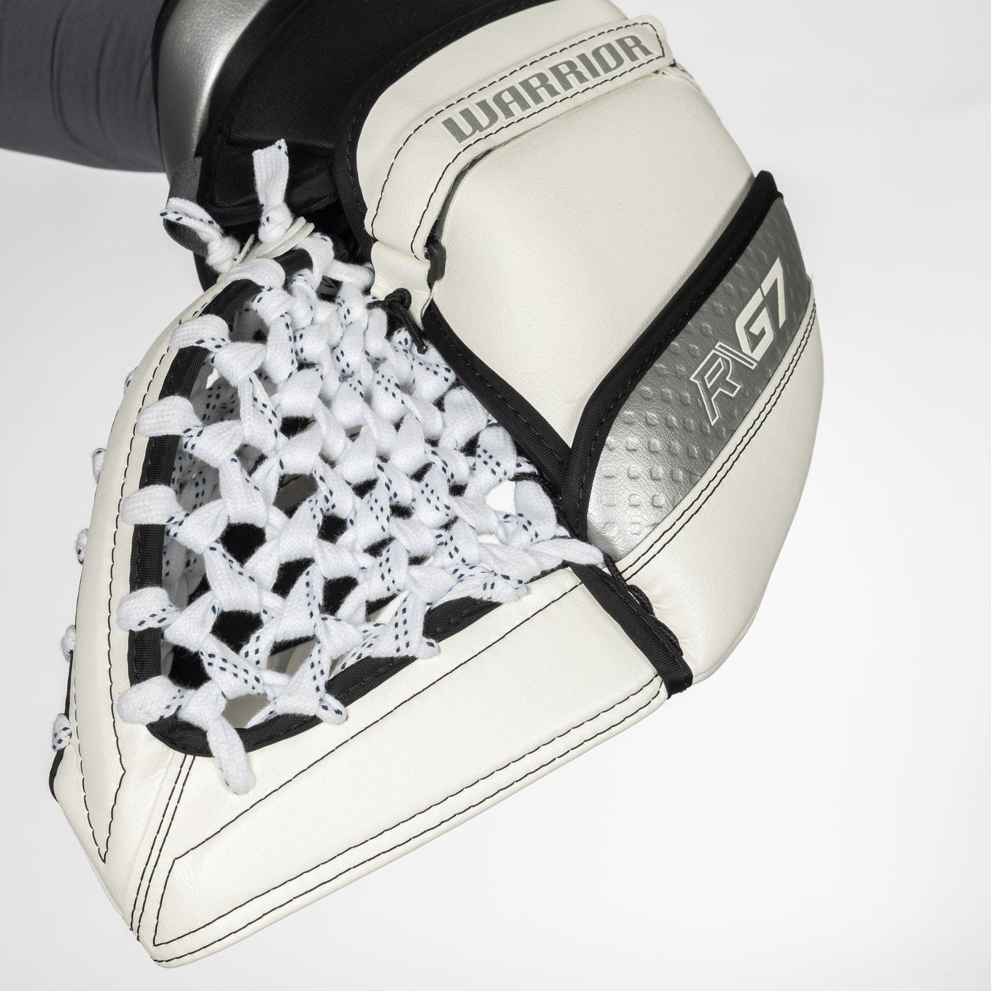Warrior RTL G7 Pro Stock Senior Goalie Catcher - LA Kings - TheHockeyShop.com