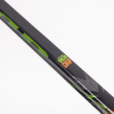Warrior Hockey Sticks Warrior Alpha Deluxe Junior Hockey Stick - 50 Flex - Black - TheHockeyShop