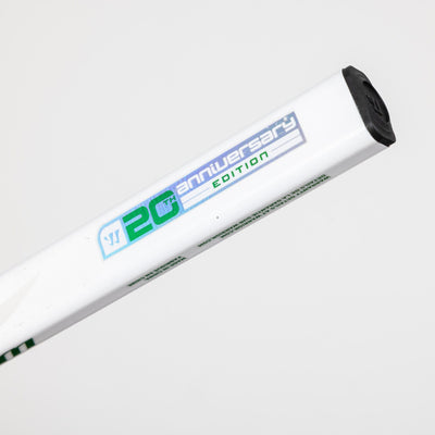 Warrior Hockey Sticks Warrior Alpha Deluxe Junior Hockey Stick - 50 Flex - White - TheHockeyShop