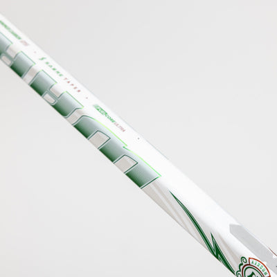 Warrior Hockey Sticks Warrior Alpha Deluxe Youth Hockey Stick - White - TheHockeyShop