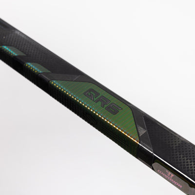 Warrior Covert QR6 Pro Youth Hockey Stick - TheHockeyShop.com