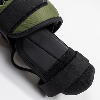 Warrior Ritual X5 Pro Senior Goalie Knee Pads - TheHockeyShop.com