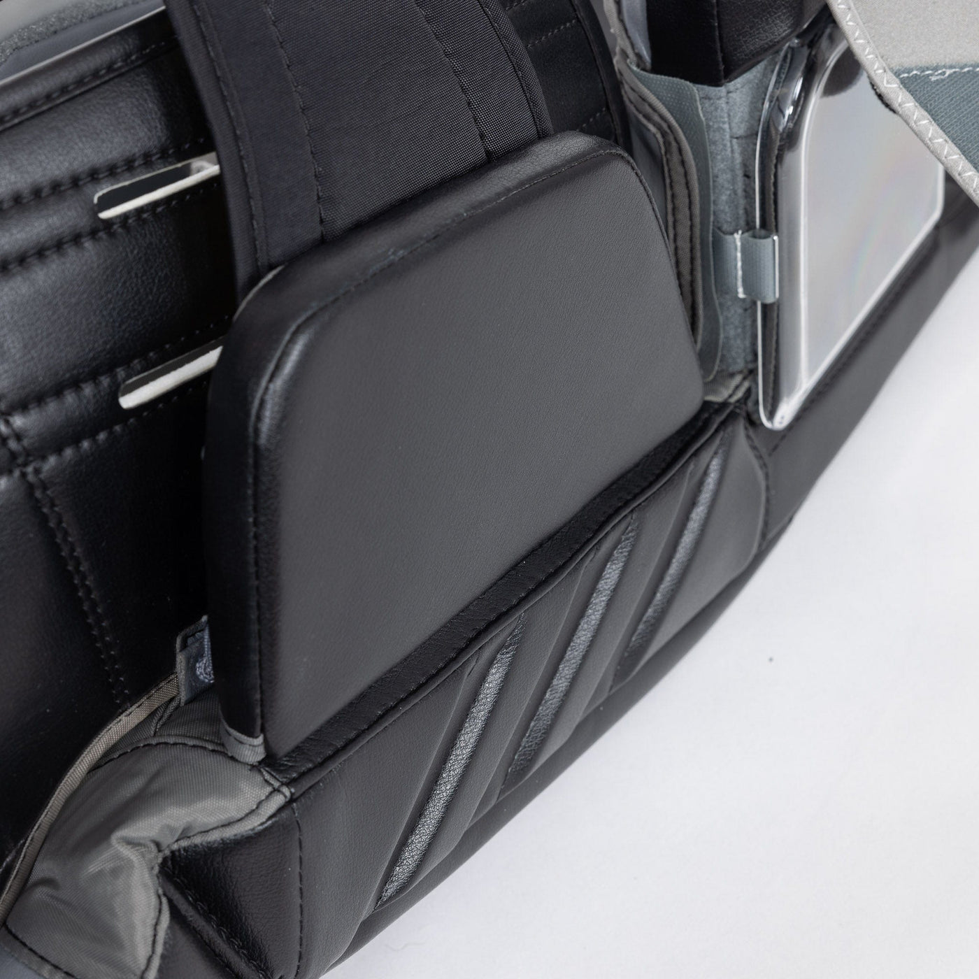 Warrior Ritual G6 Pro+ Senior Goalie Leg Pads - The Hockey Shop Source For Sports