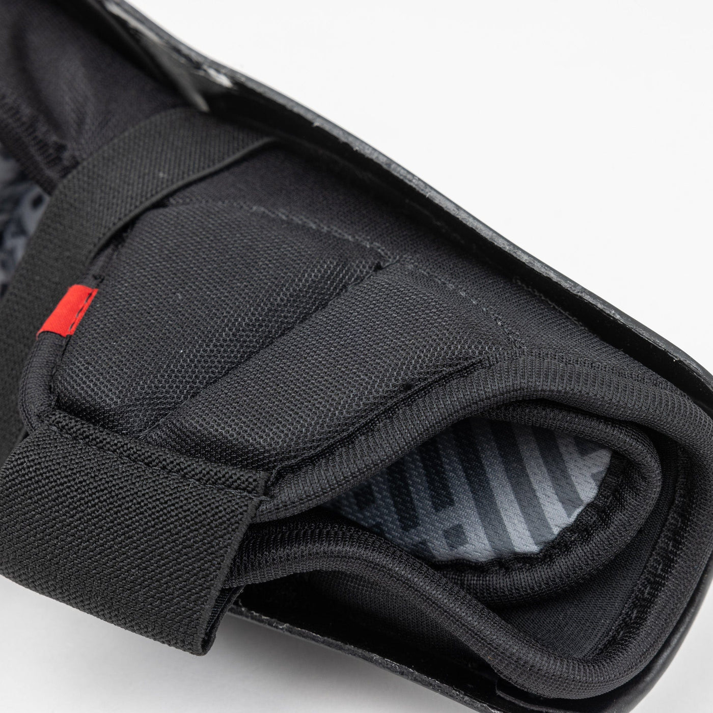 Warrior Rise Youth Hockey Shin Guards - TheHockeyShop.com
