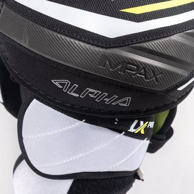 Warrior Alpha LX Pro Senior Hockey Shoulder Pads - TheHockeyShop.com