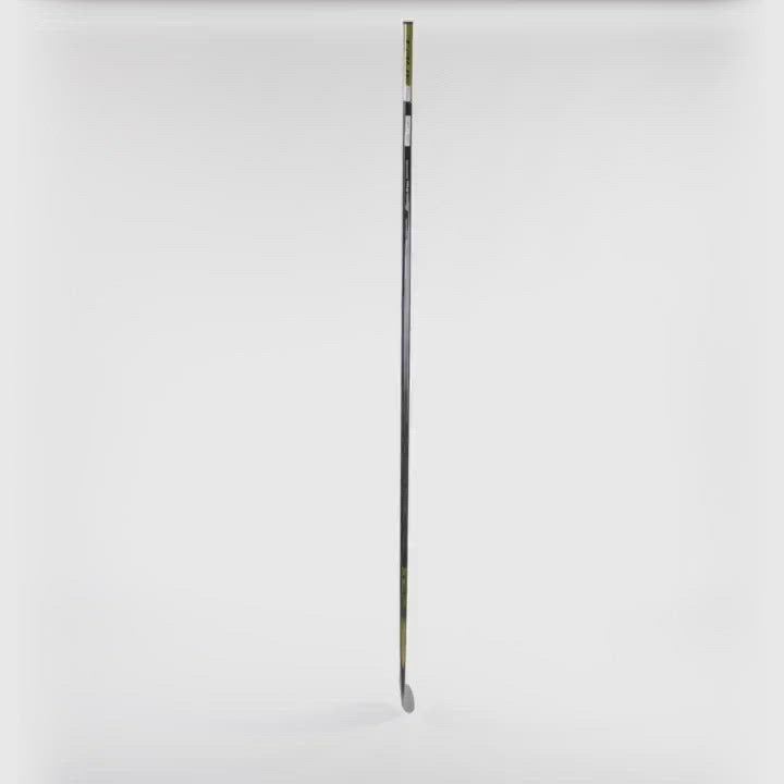 TRUE Catalyst 9X Senior Hockey Stick