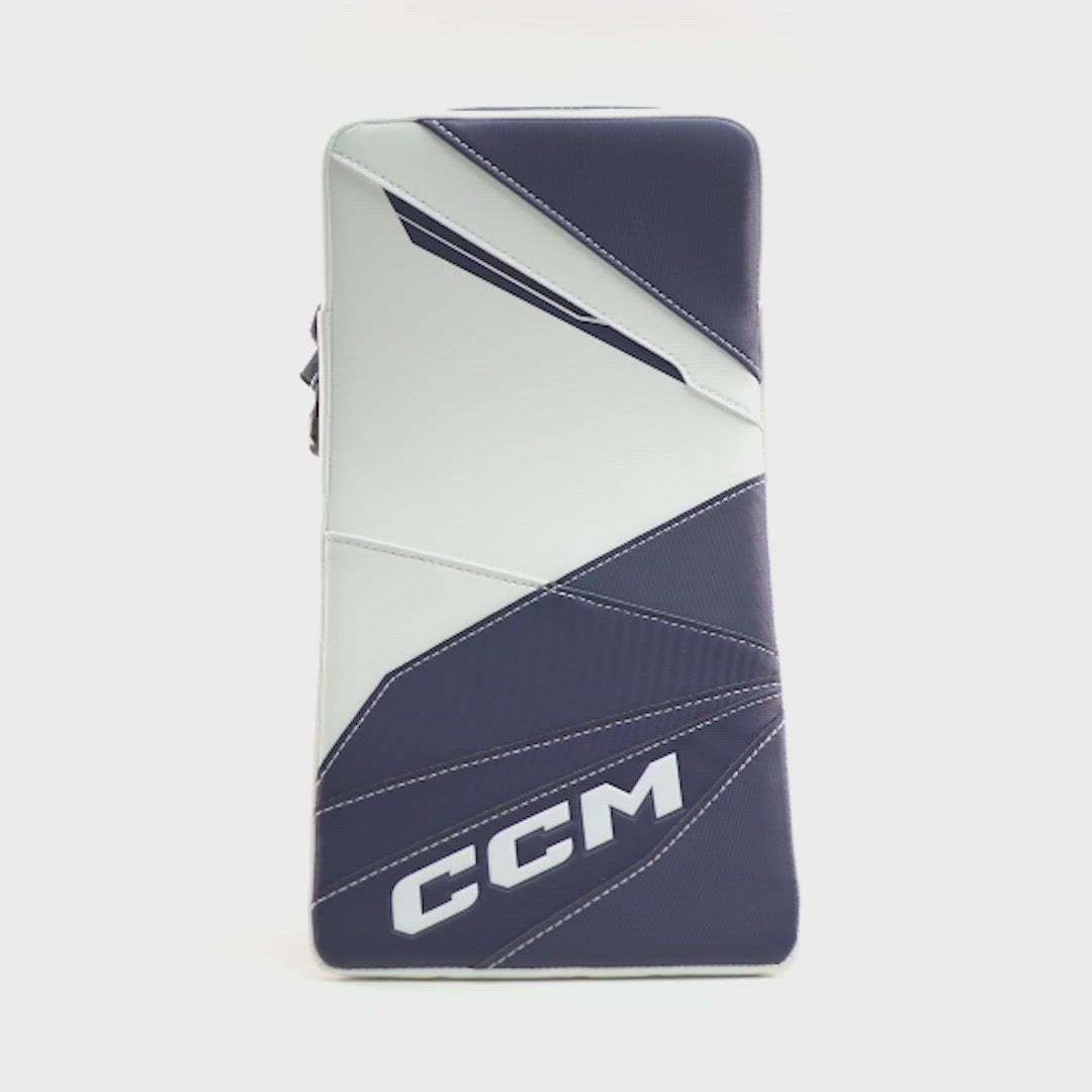 CCM Axis 2.9 Senior Goalie Blocker