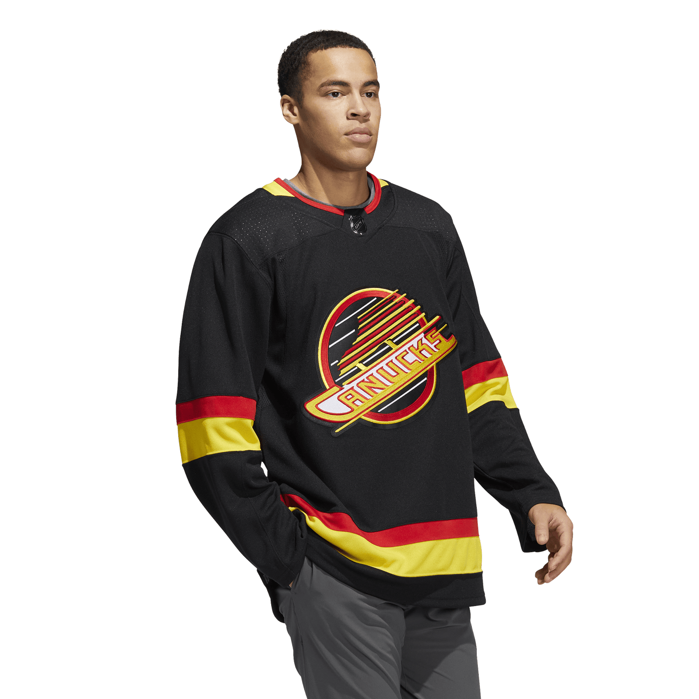 VANCOUVER CANUCKS ADIDAS RETRO Flying Skate Aeroready Hockey Jersey