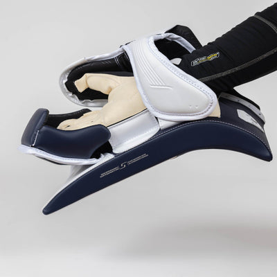 Bauer Supreme M5 Pro Senior Goalie Blocker - The Hockey Shop Source For Sports