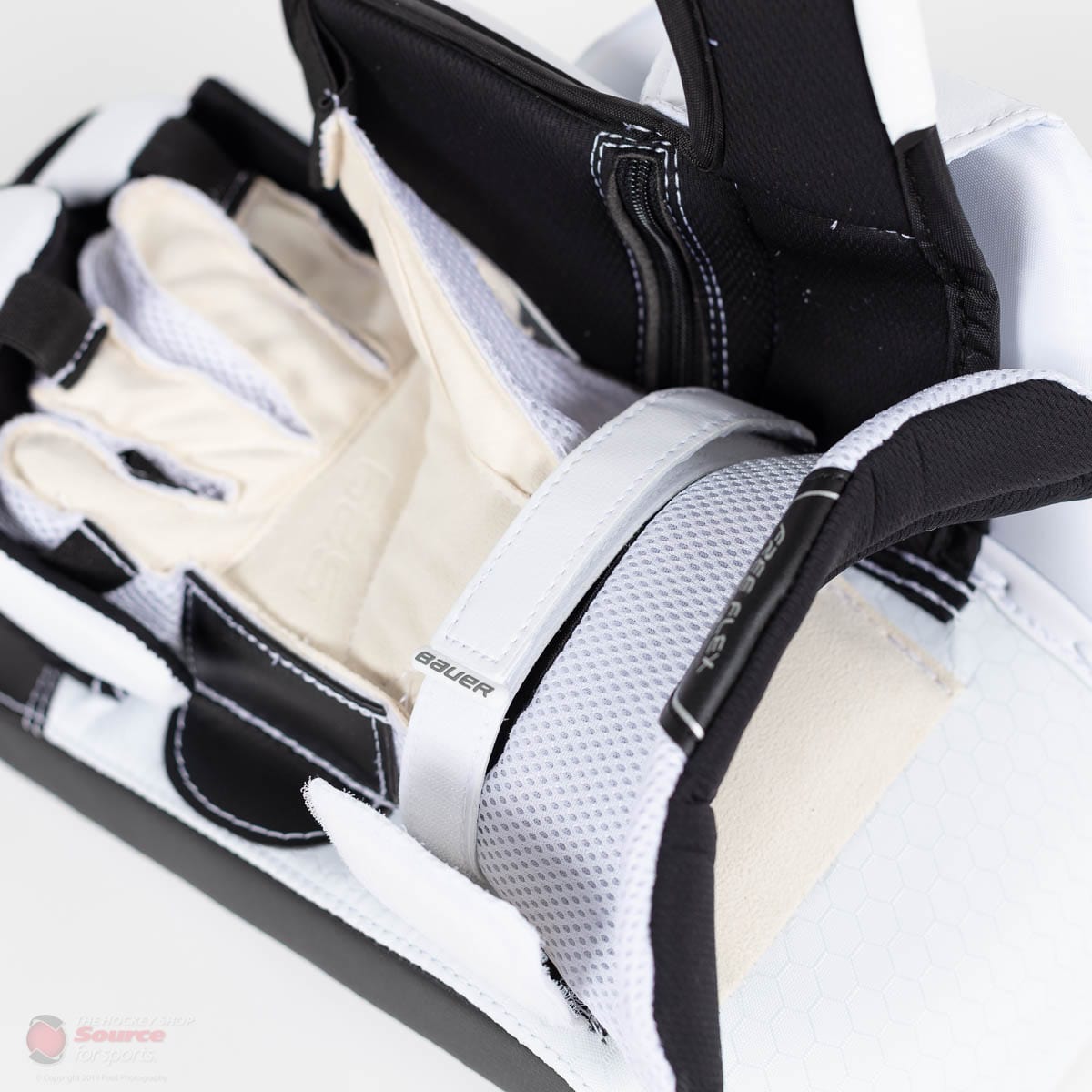 Bauer Supreme S29 Intermediate Goalie Blocker