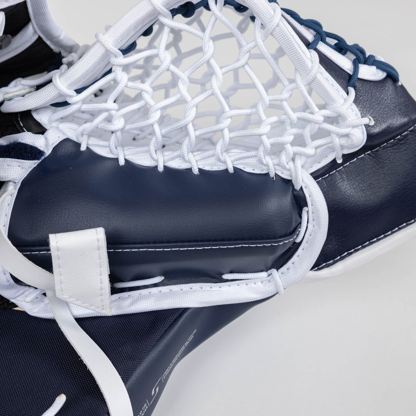 Bauer Supreme M5 Pro Senior Goalie Catcher - The Hockey Shop Source For Sports