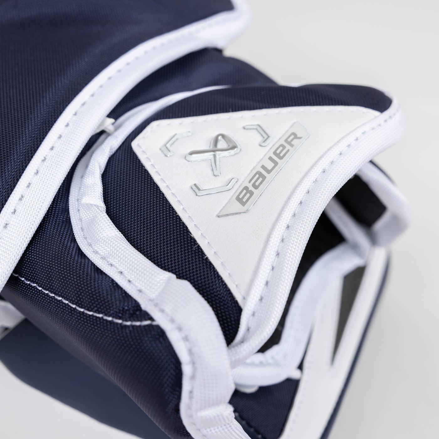 Bauer Supreme M5 Pro Senior Goalie Catcher - The Hockey Shop Source For Sports