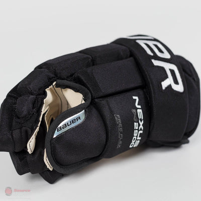 Bauer Nexus N2900 Senior Hockey Gloves