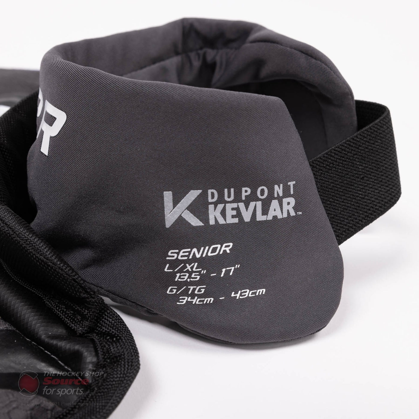 Bauer Pro Senior Goalie Neck Guard