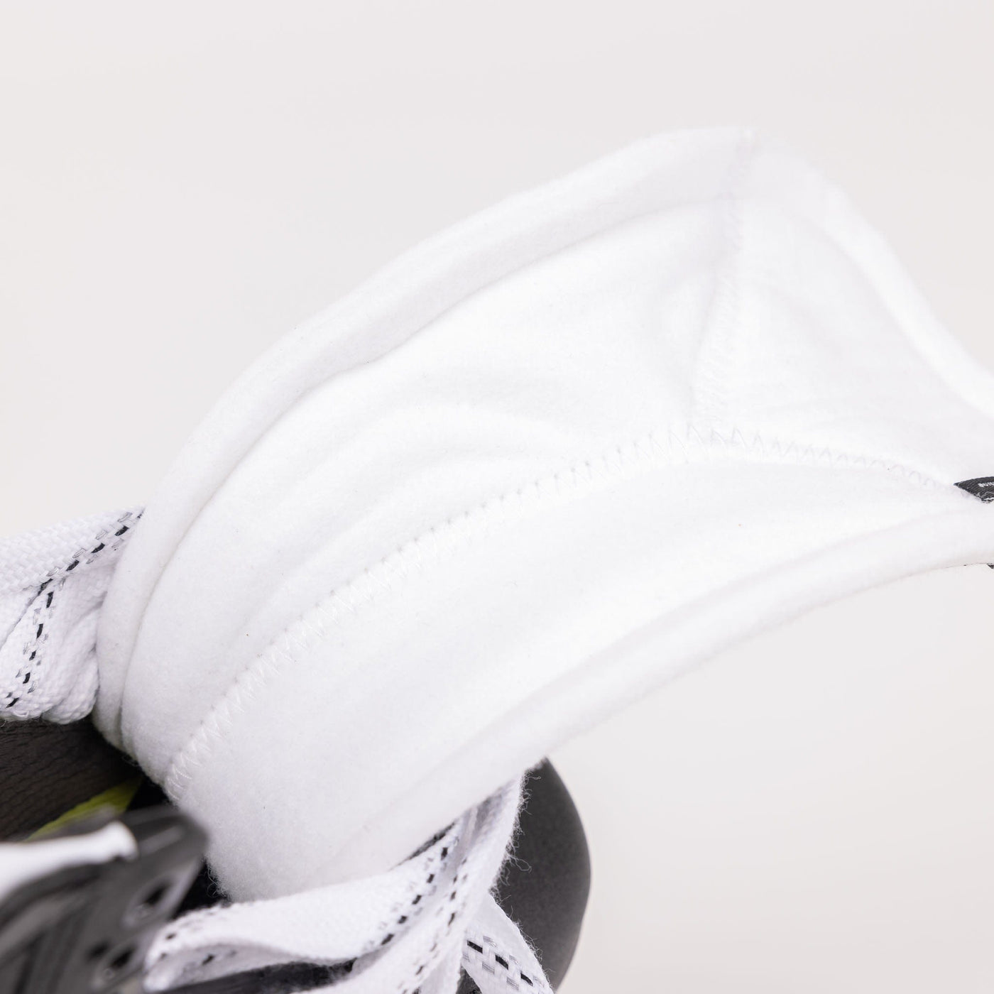 Bauer Vapor 3X Pro Intermediate Roller Hockey Skates - The Hockey Shop Source For Sports