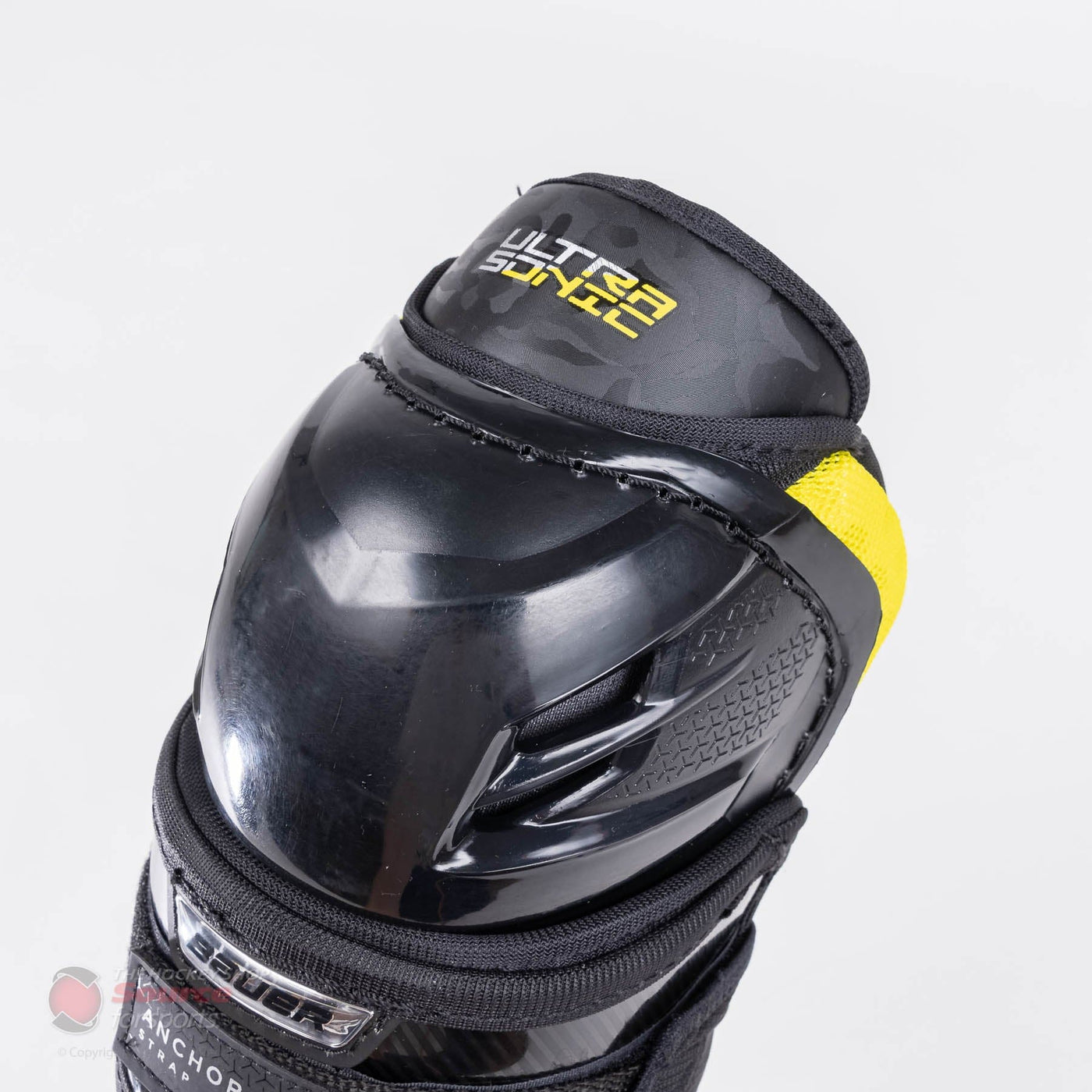 Bauer Supreme UltraSonic Junior Hockey Shin Guards