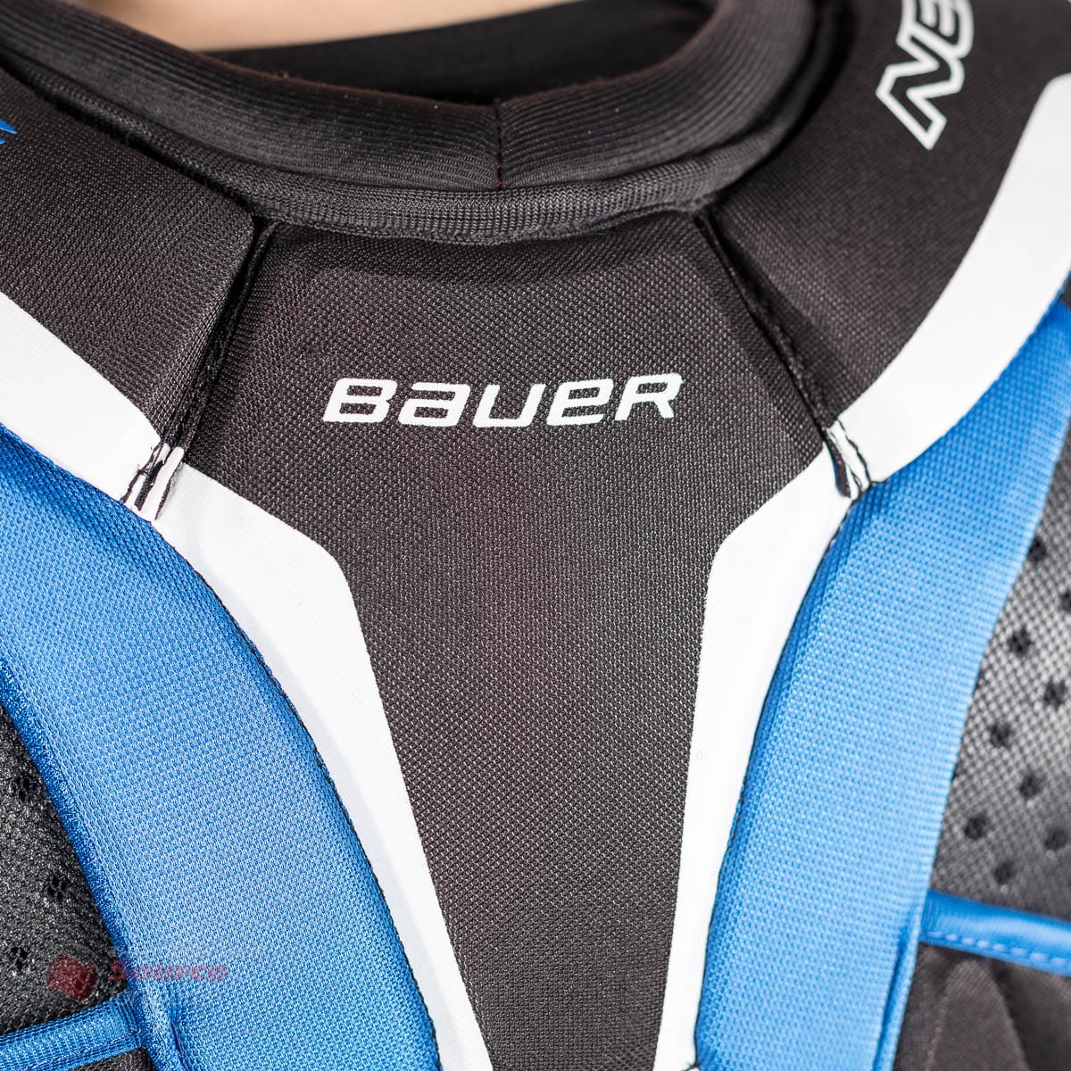 Bauer Nexus 2N Senior Hockey Shoulder Pads