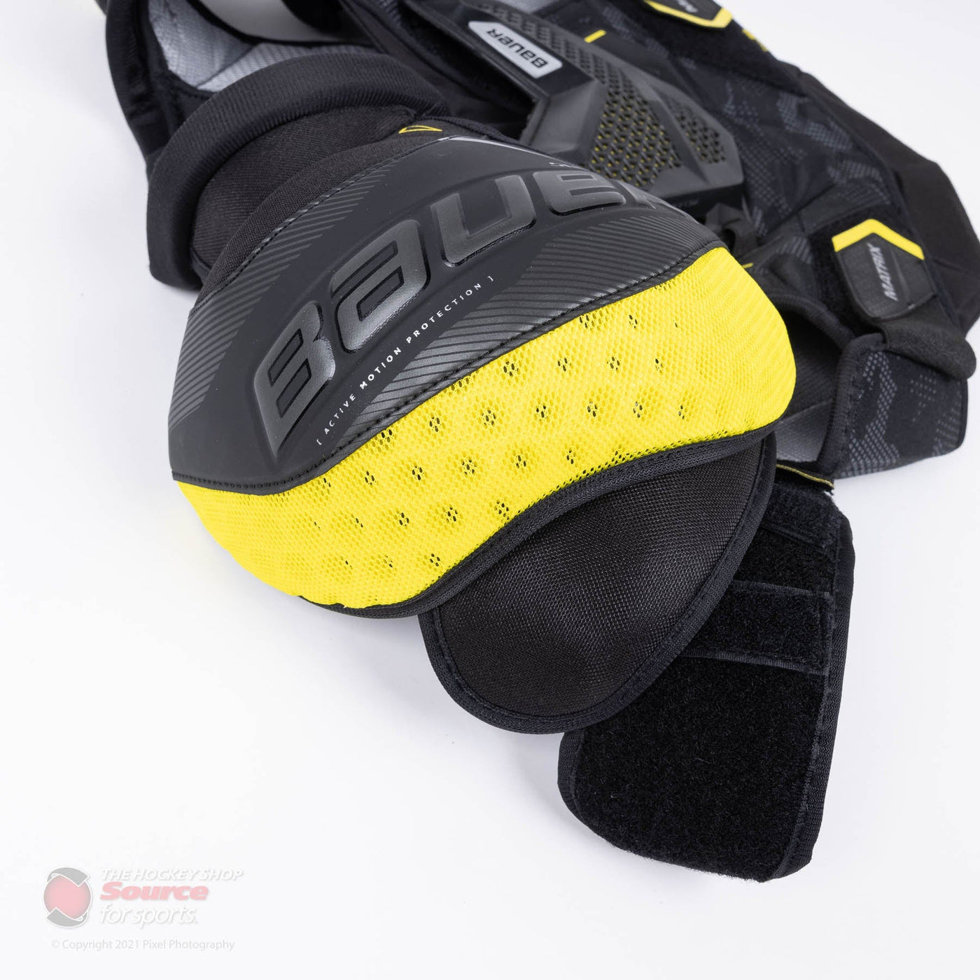 Bauer Supreme Matrix Intermediate Hockey Shoulder Pads