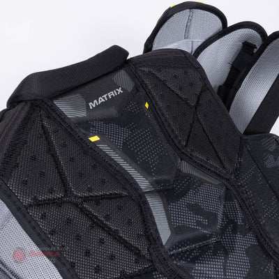 Bauer Supreme Matrix Intermediate Hockey Shoulder Pads