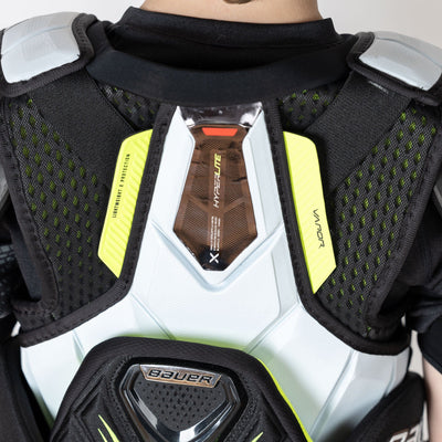 Bauer Vapor Hyperlite Junior Hockey Shoulder Pads - The Hockey Shop Source For Sports