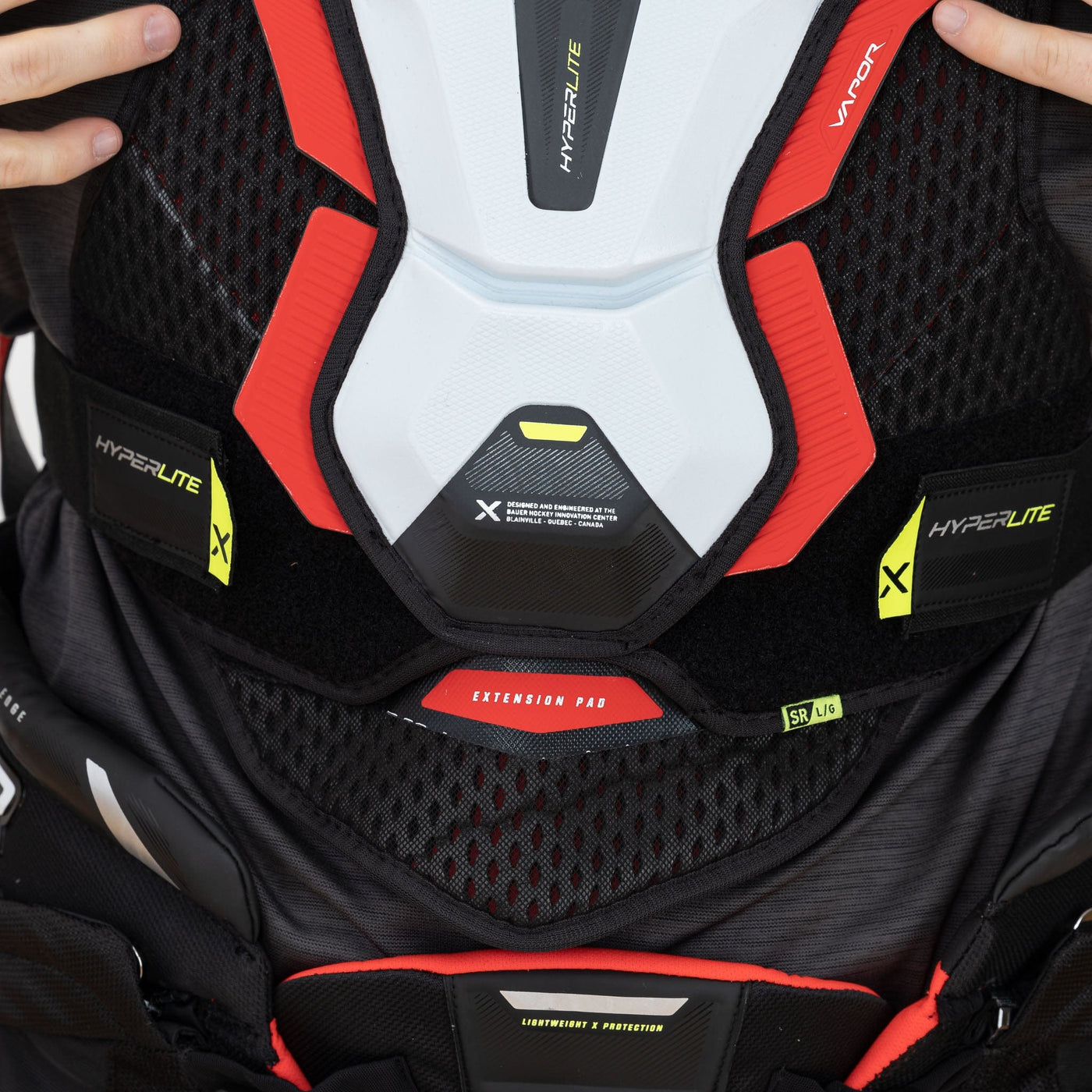 Bauer Vapor Hyperlite Senior Hockey Shoulder Pads - The Hockey Shop Source For Sports