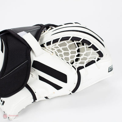Brian's OPTiK 9.0 Senior Goalie Catcher