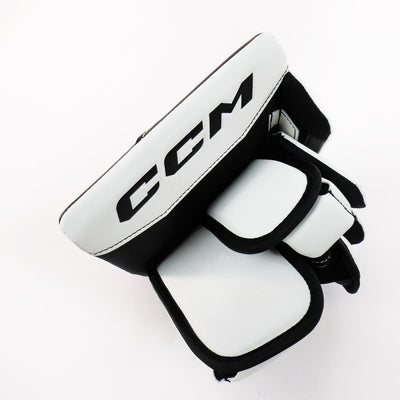 CCM Axis 2.9 Senior Goalie Blocker