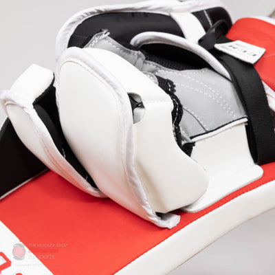 CCM Extreme Flex 5 Senior Goalie Blocker