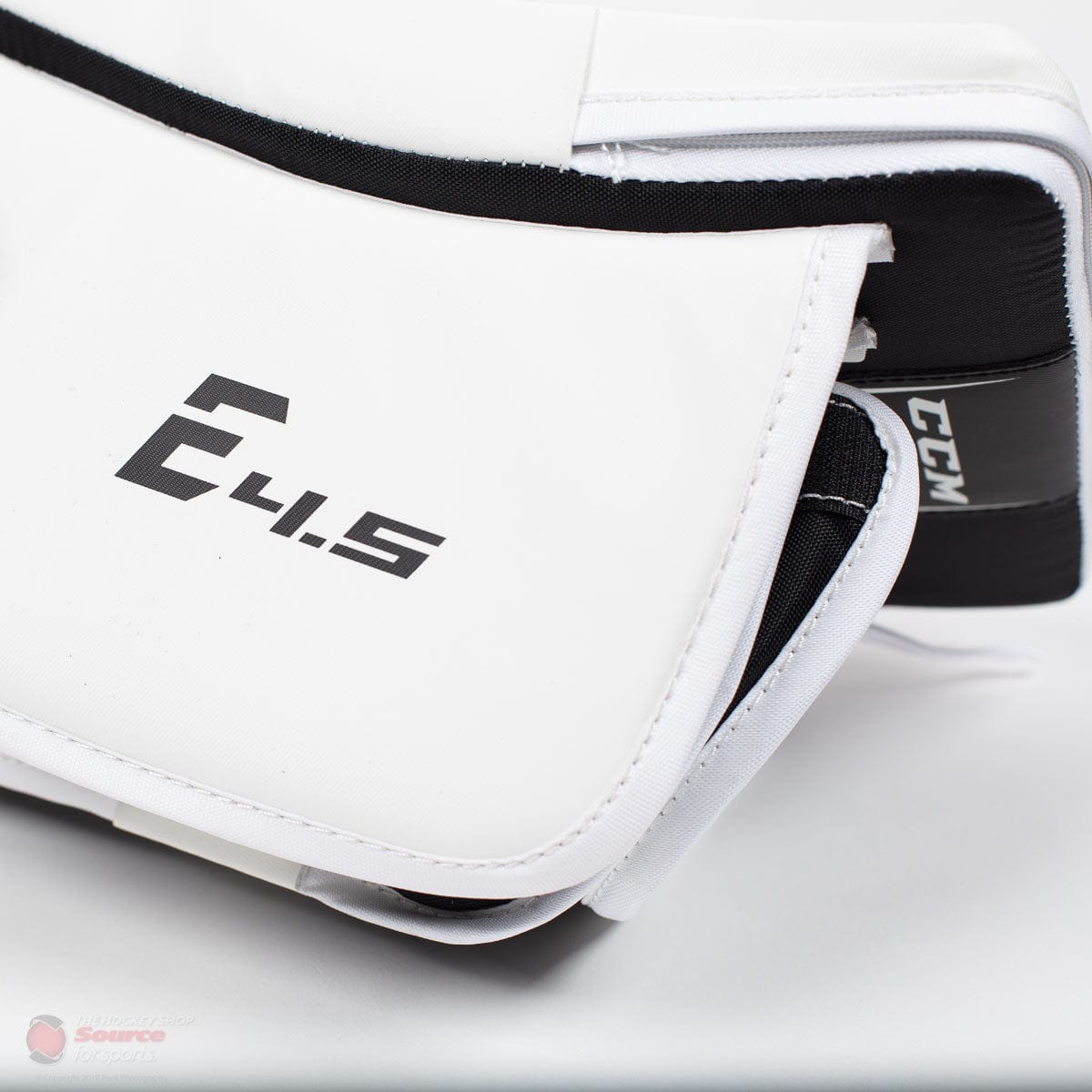 CCM Extreme Flex E4.5 Senior Goalie Blocker - Source Exclusive