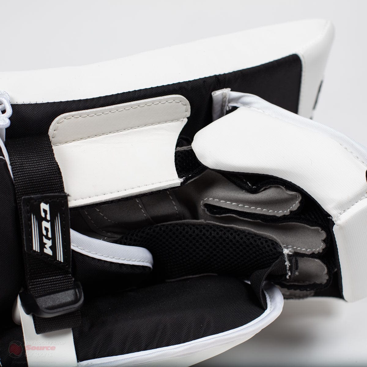 CCM Extreme Flex E4.9 Intermediate Goalie Blocker - Source Exclusive