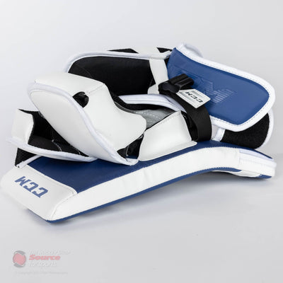 CCM Extreme Flex E5.5 Junior Goalie Blocker