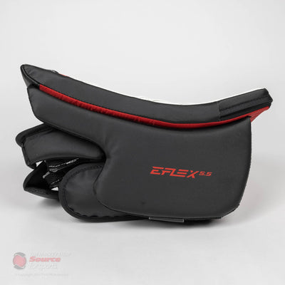 CCM Extreme Flex E5.5 Junior Goalie Blocker - Source Exclusive