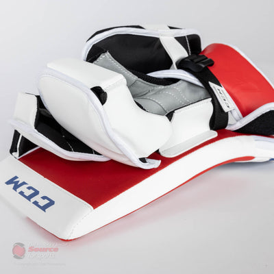 CCM Blockers CCM Extreme Flex E5.5 Senior Goalie Blocker - TheHockeyShop