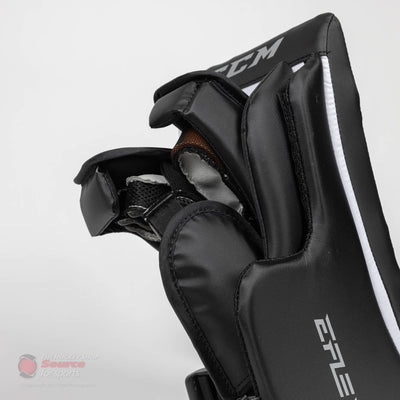 CCM Extreme Flex E5.5 Senior Goalie Blocker - Source Exclusive