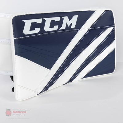 CCM Extreme Flex E5.9 Intermediate Goalie Blocker
