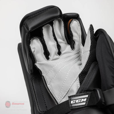 CCM Extreme Flex E5.9 Senior Goalie Blocker - Source Exclusive