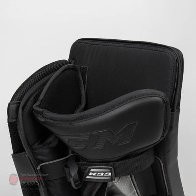 CCM Extreme Flex E5.9 Senior Goalie Blocker - Source Exclusive