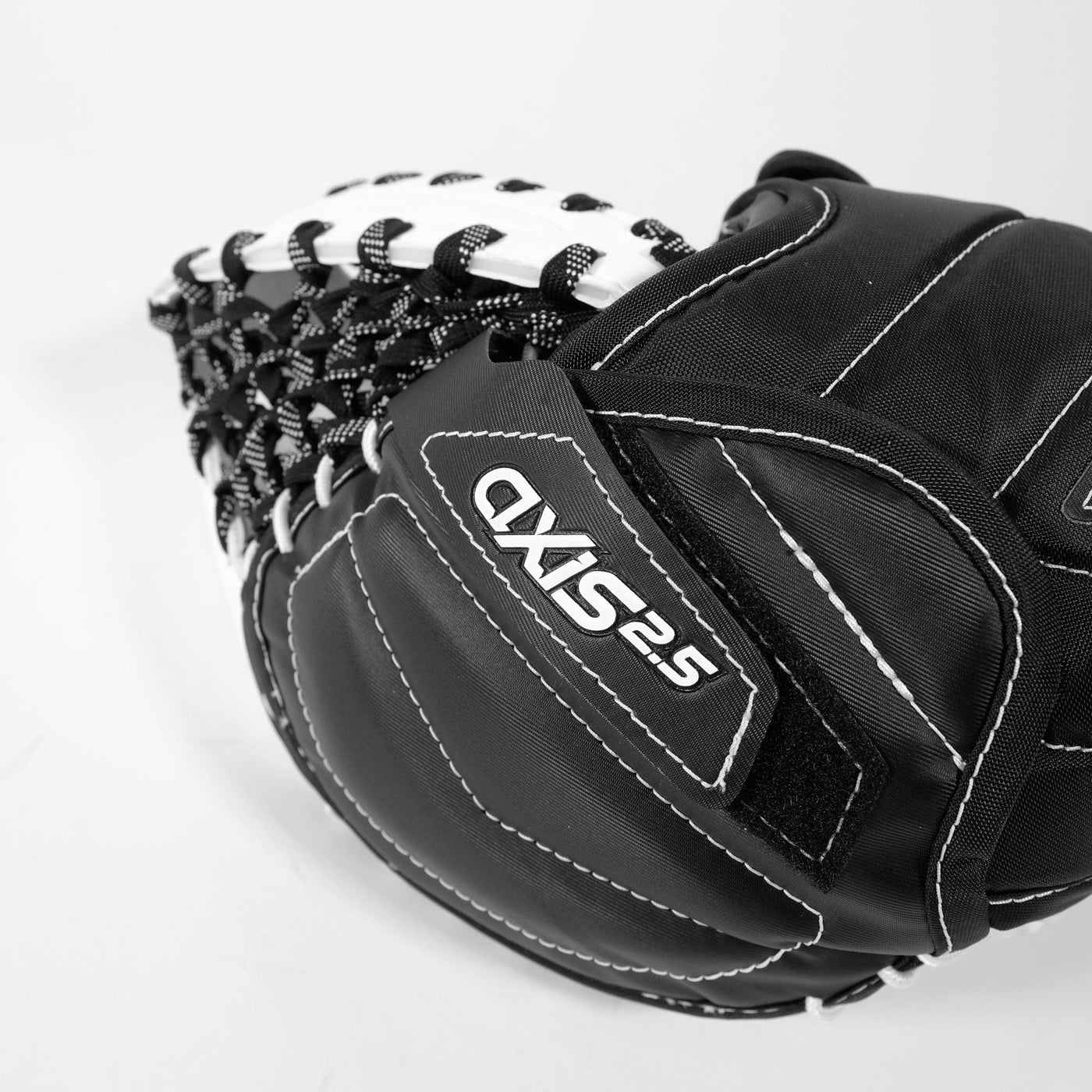 CCM Axis 2.5 Junior Goalie Catcher - Source Exclusive - The Hockey Shop Source For Sports