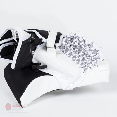 CCM Axis A1.5 Junior Goalie Catcher - Source Exclusive