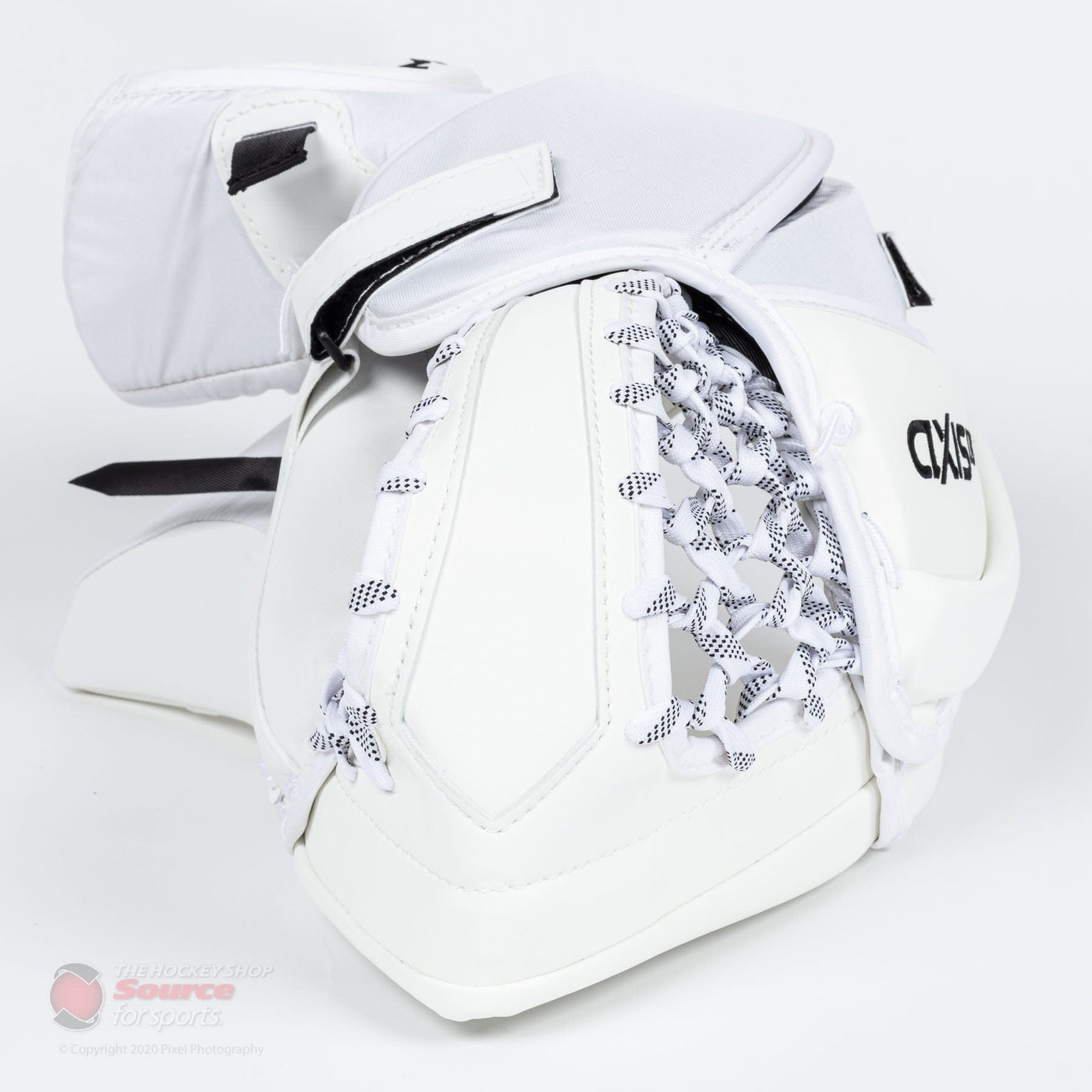 CCM Axis A1.9 Intermediate Goalie Catcher - Source Exclusive