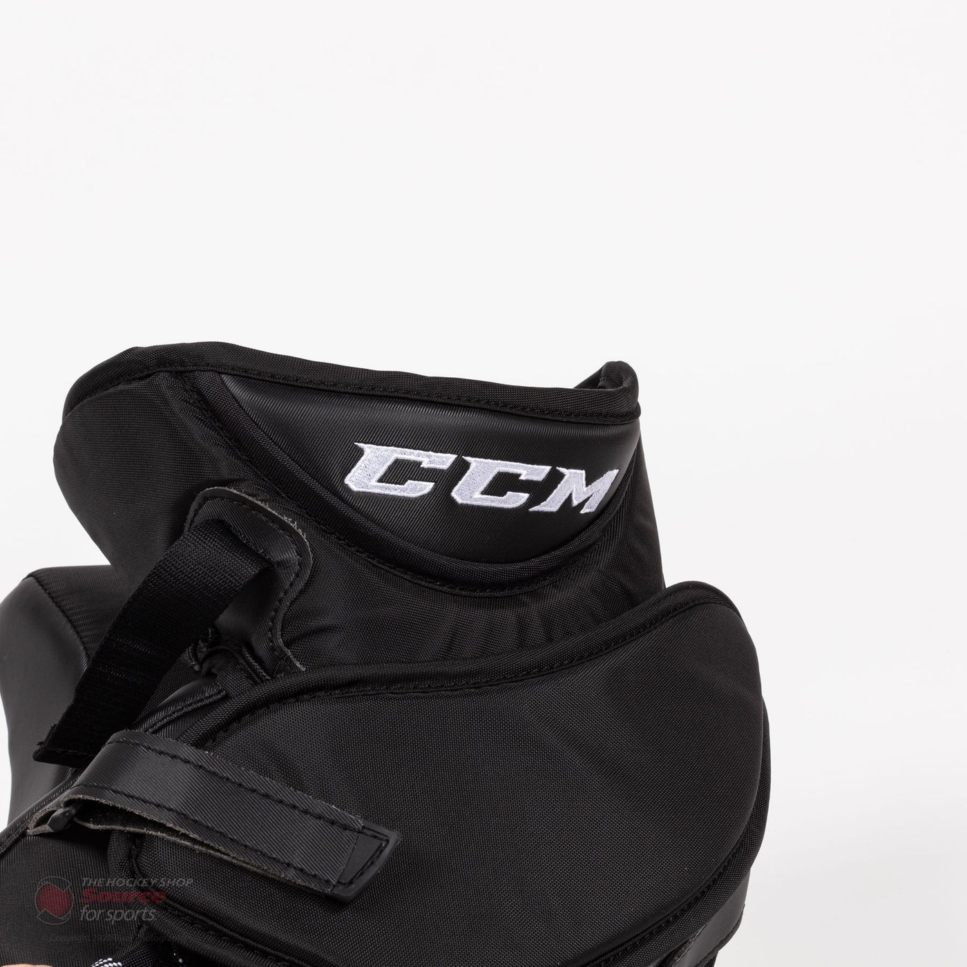 CCM Axis Senior Goalie Catcher