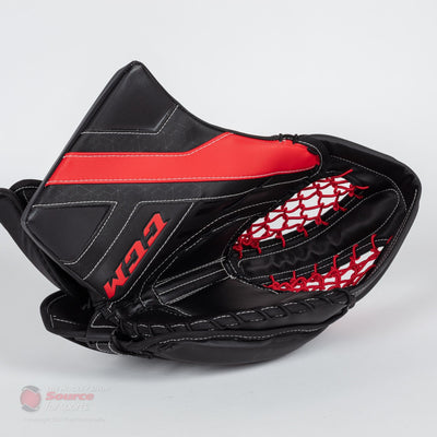 CCM Axis Senior Goalie Catcher - 600 Break Angle