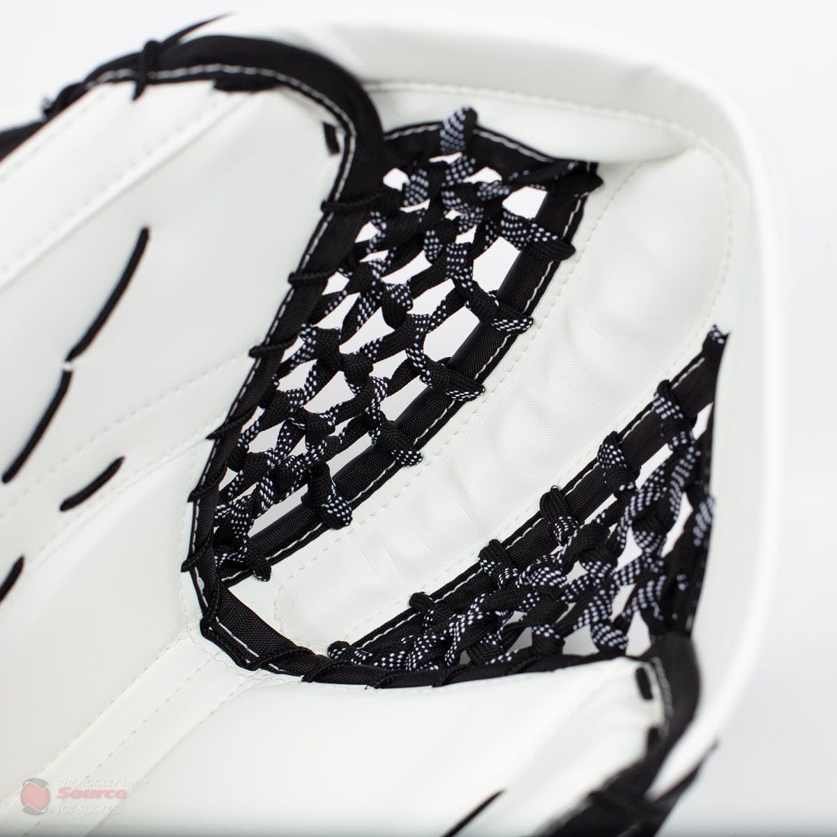 CCM Extreme Flex 4 Pro Senior Goalie Catcher - THS Spec