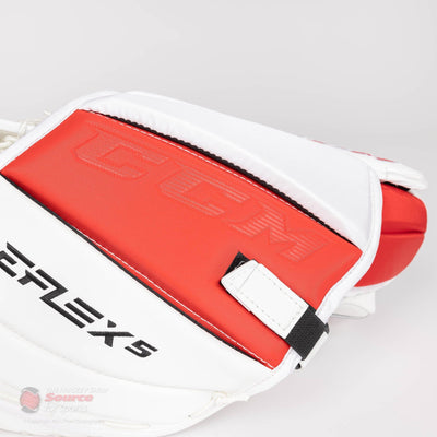 CCM Extreme Flex 5 Senior Goalie Catcher
