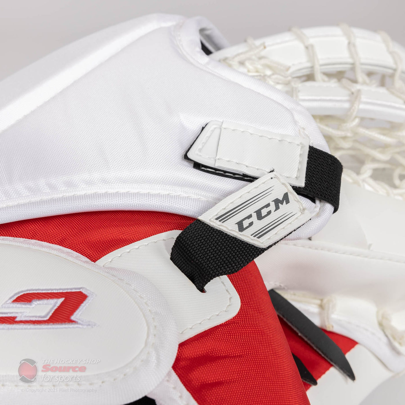 CCM Extreme Flex 5 Senior Goalie Catcher