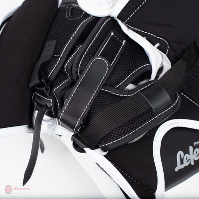 CCM Extreme Flex E4.5 Senior Goalie Catcher - Source Exclusive