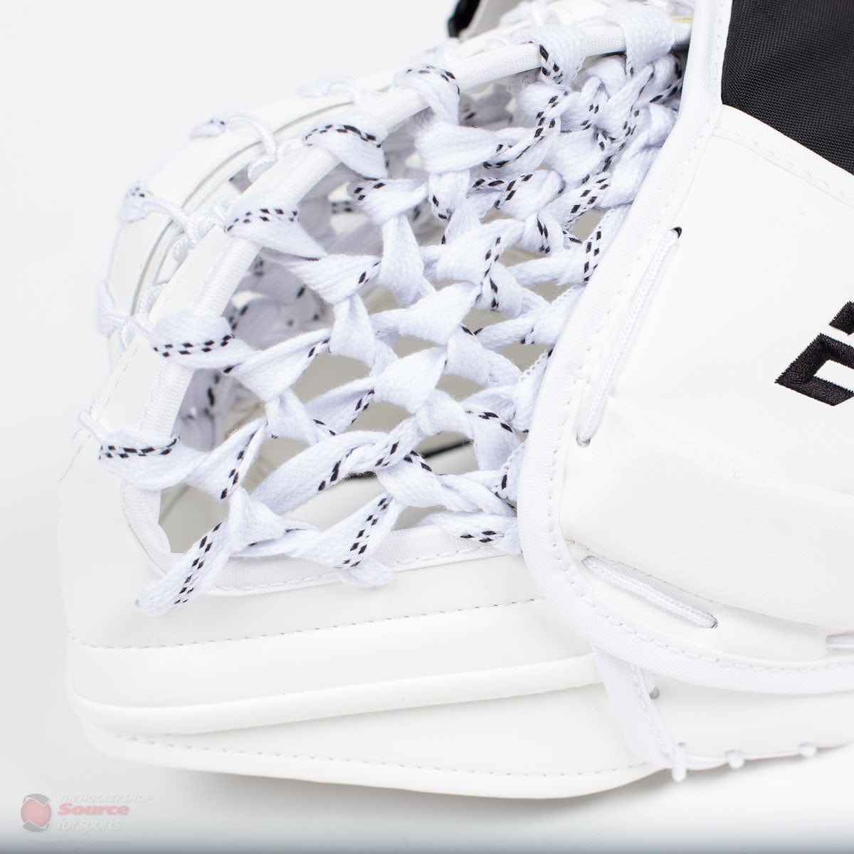 CCM Extreme Flex E4.9 Intermediate Goalie Catcher - Source Exclusive