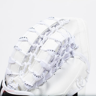 CCM Extreme Flex E4.9 Intermediate Goalie Catcher - Source Exclusive